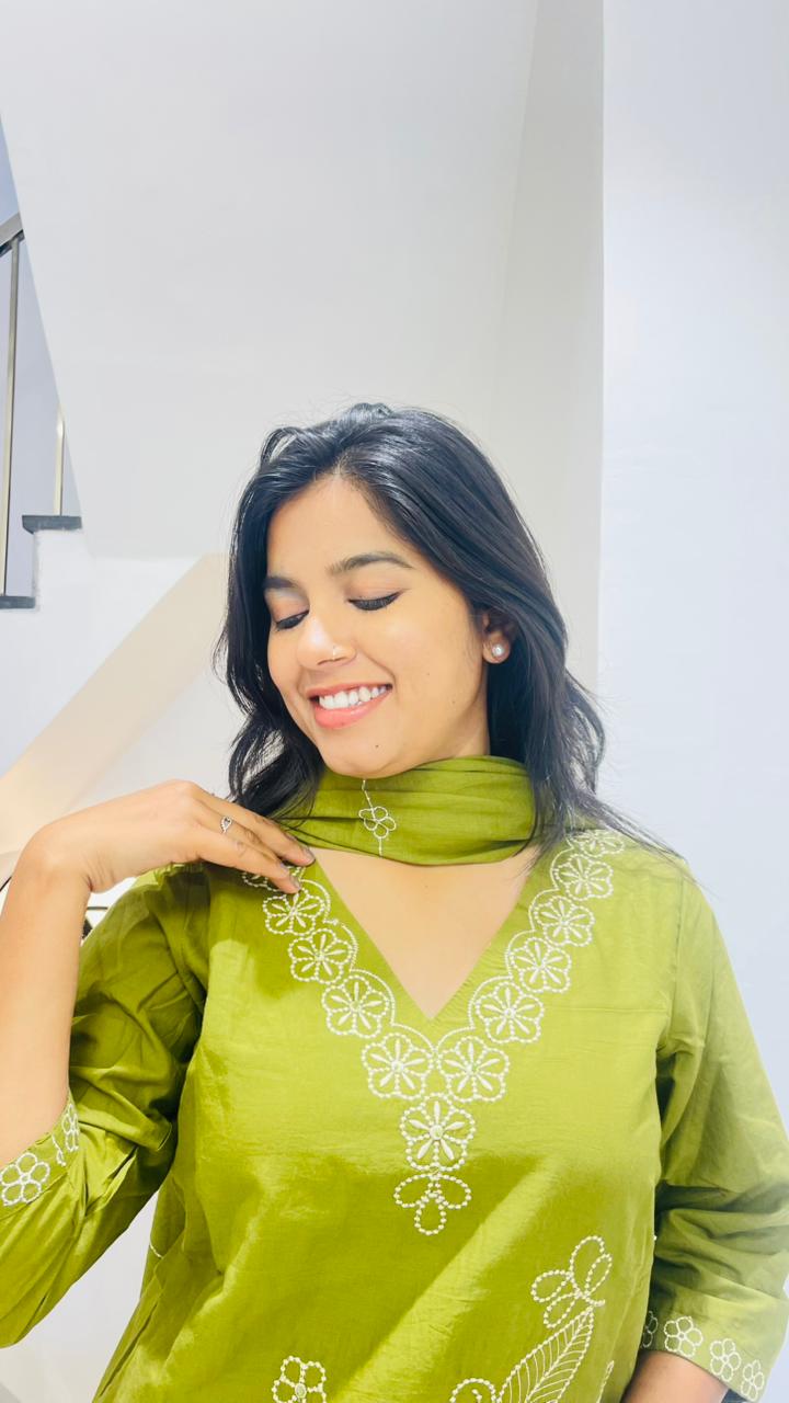 Emerald Bloom Kurti