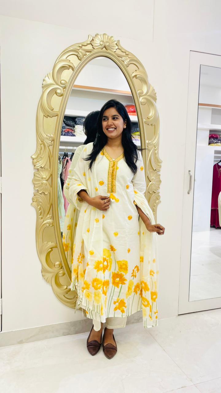 Sunbloom Ivory Cotton Kurti Set