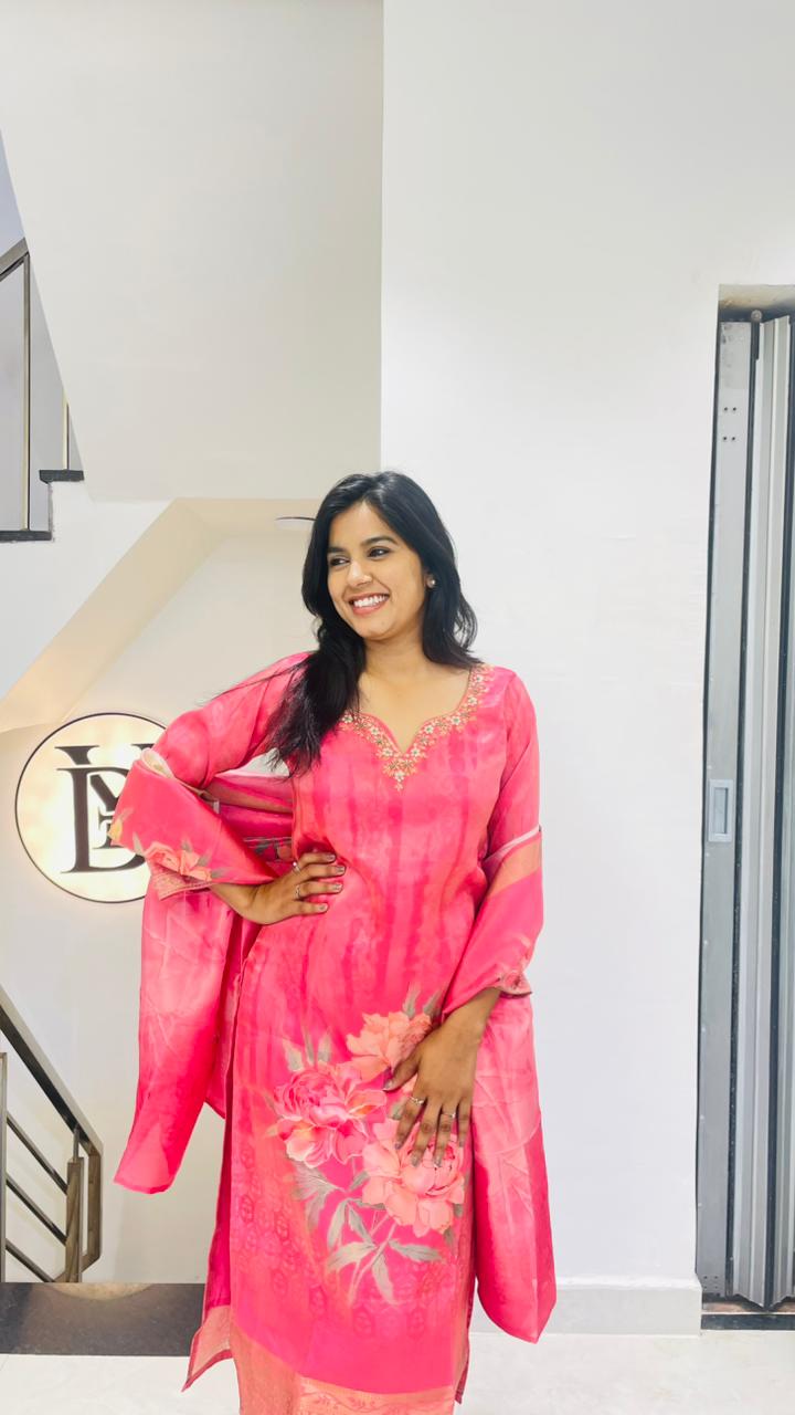 Rose Gulnaar Grace Kurti Set