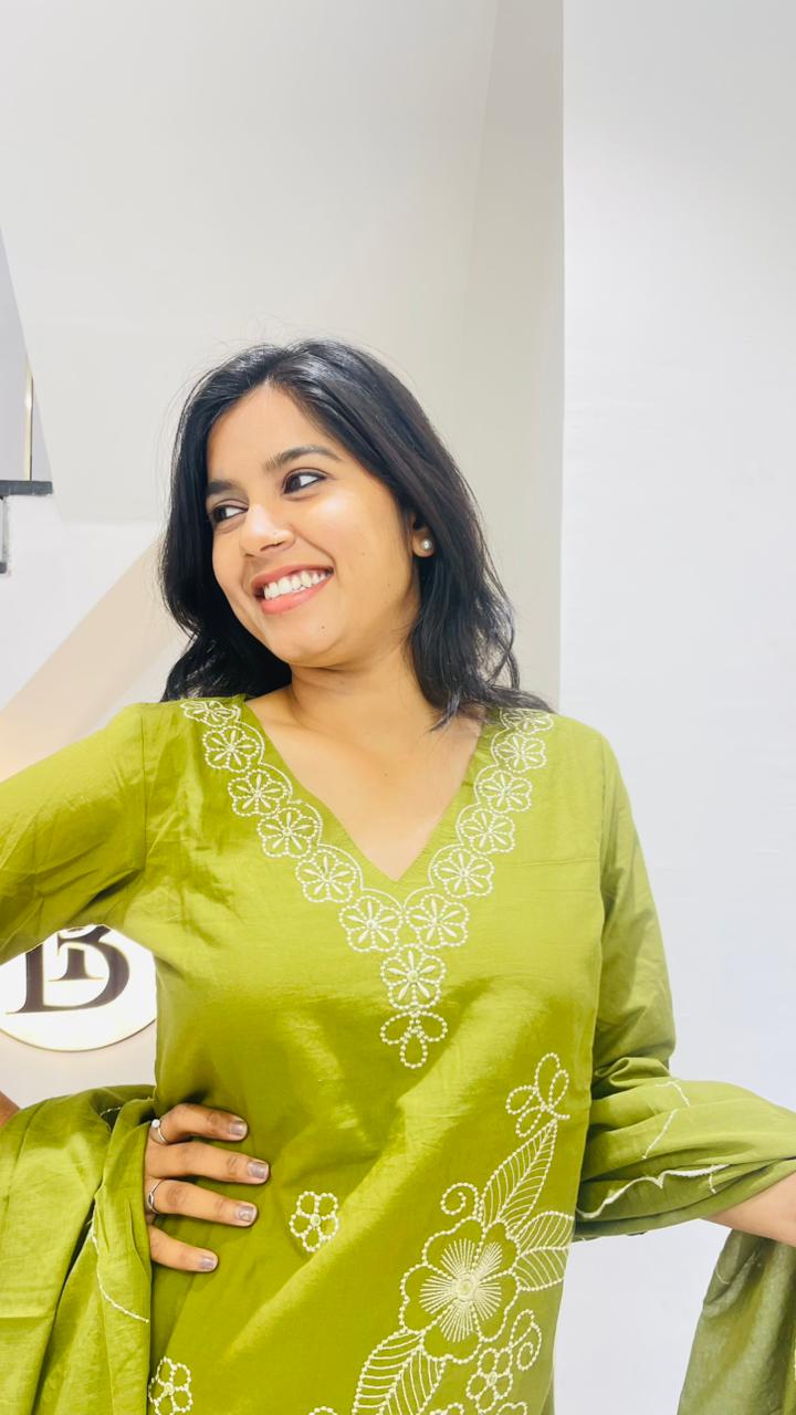 Emerald Bloom Kurti