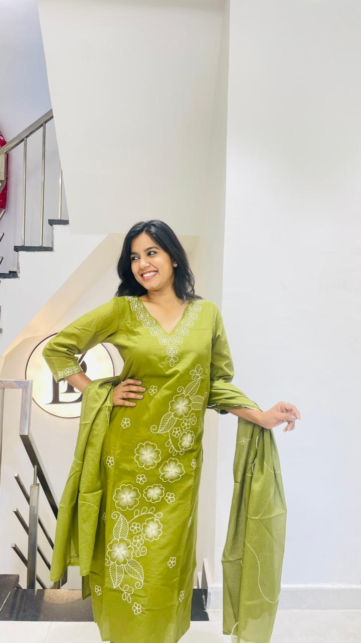 Emerald Bloom Kurti