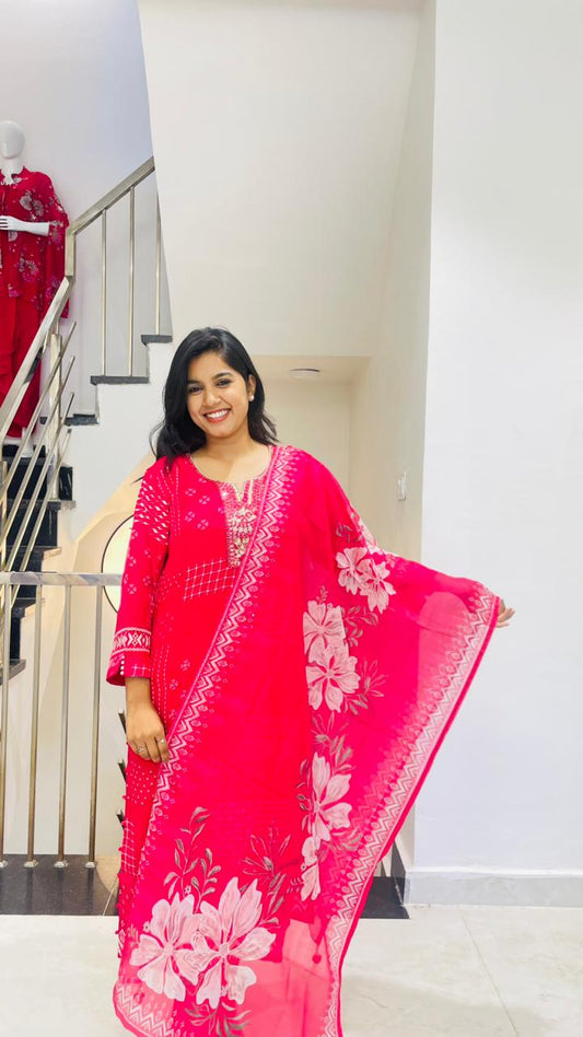 Premium Crape rani bandhni kurti set