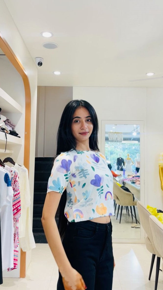 MUST HAVE SUMMER TOP