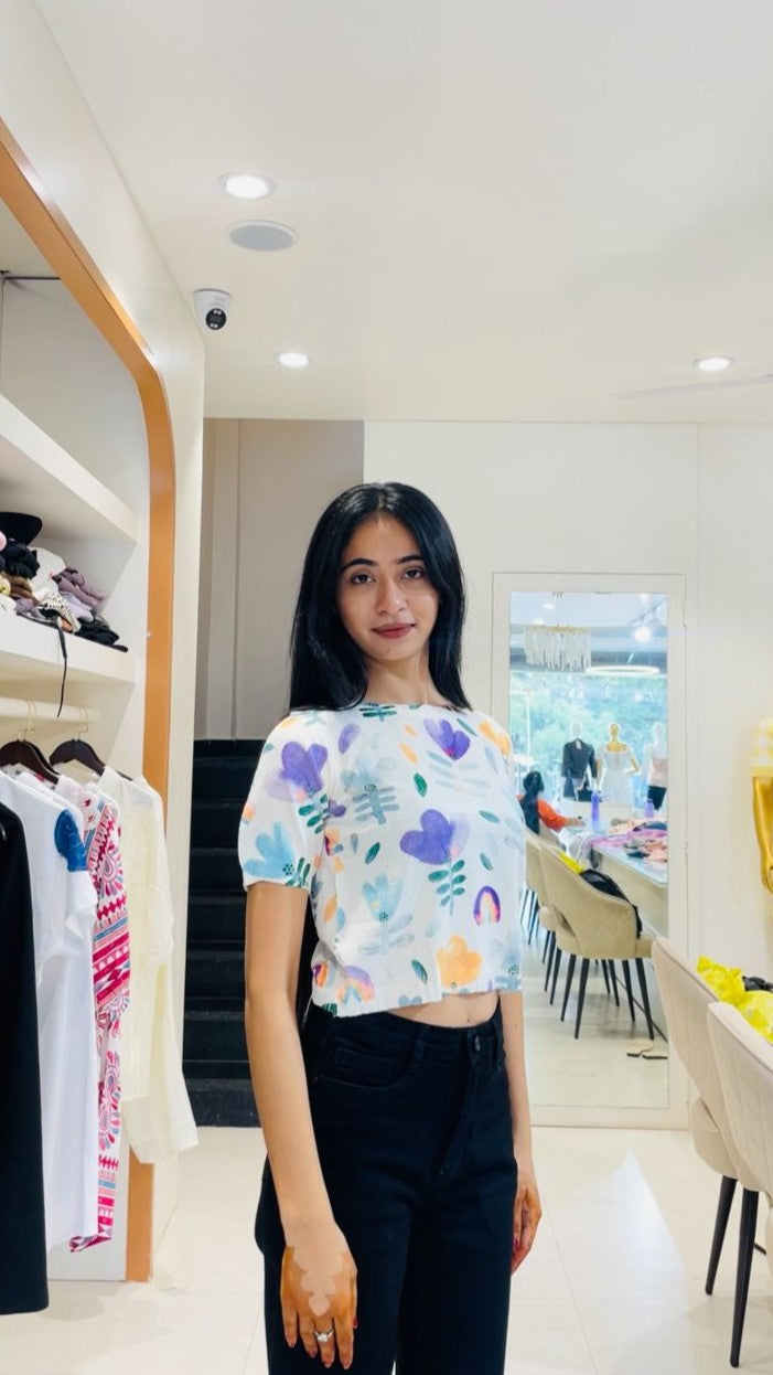 MUST HAVE SUMMER TOP